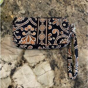 Vera Bradley Black Paisley wristlet EUC